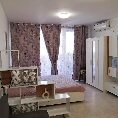 Apartment Comfortable Ground Floor Studio Primorsko