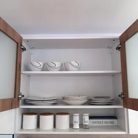 Comfortable Ground Floor Studio Apartment