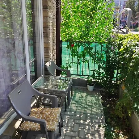 Comfortable Ground Floor Studio Apartment Primorsko