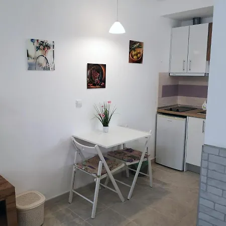 Apartment Comfortable Ground Floor Studio