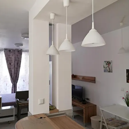 Comfortable Ground Floor Apartment Primorsko